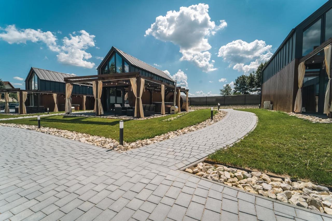 Village Resort Sauna & Jacuzzi & Netflix Tworkowa Exterior photo