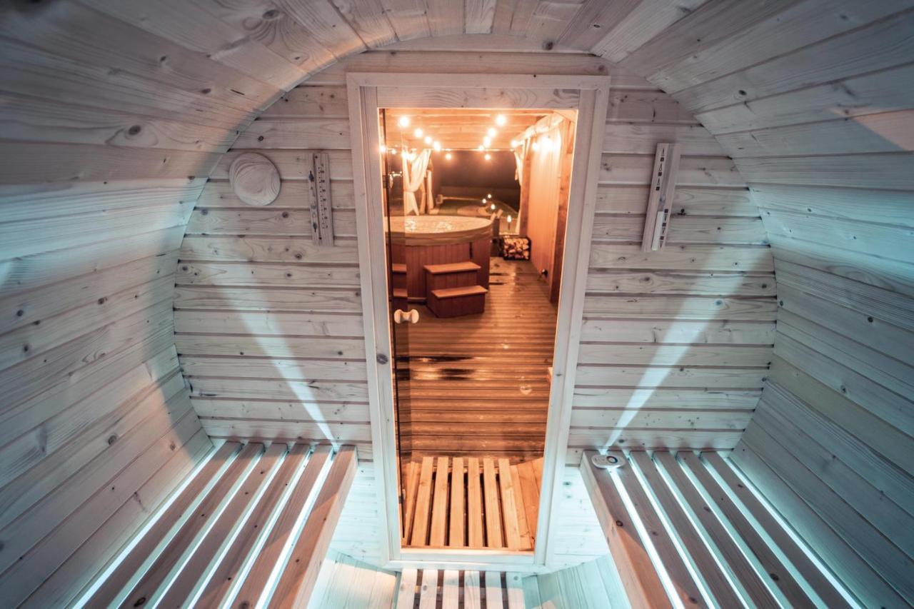 Village Resort Sauna & Jacuzzi & Netflix Tworkowa Exterior photo