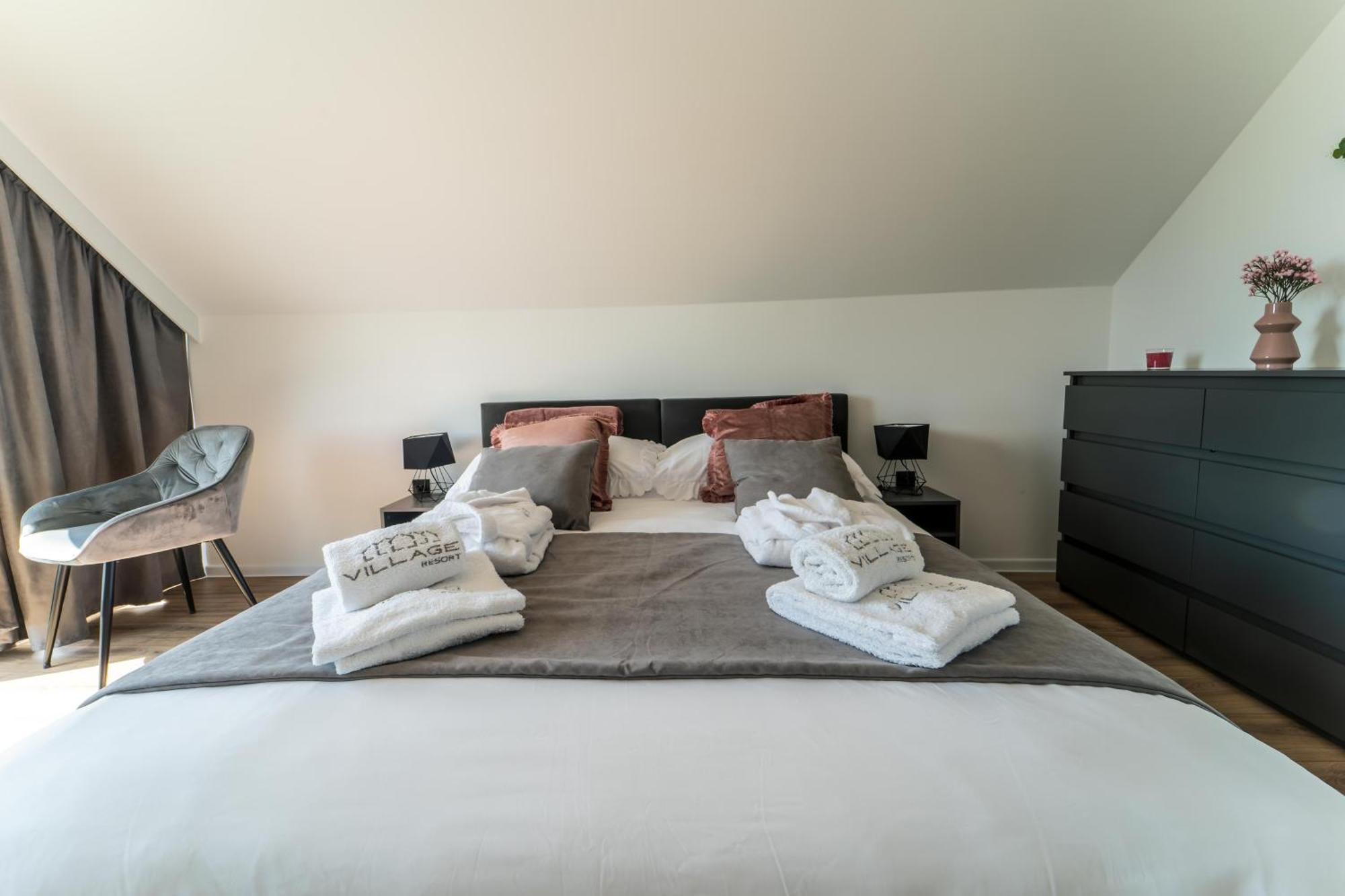 Village Resort Sauna & Jacuzzi & Netflix Tworkowa Room photo
