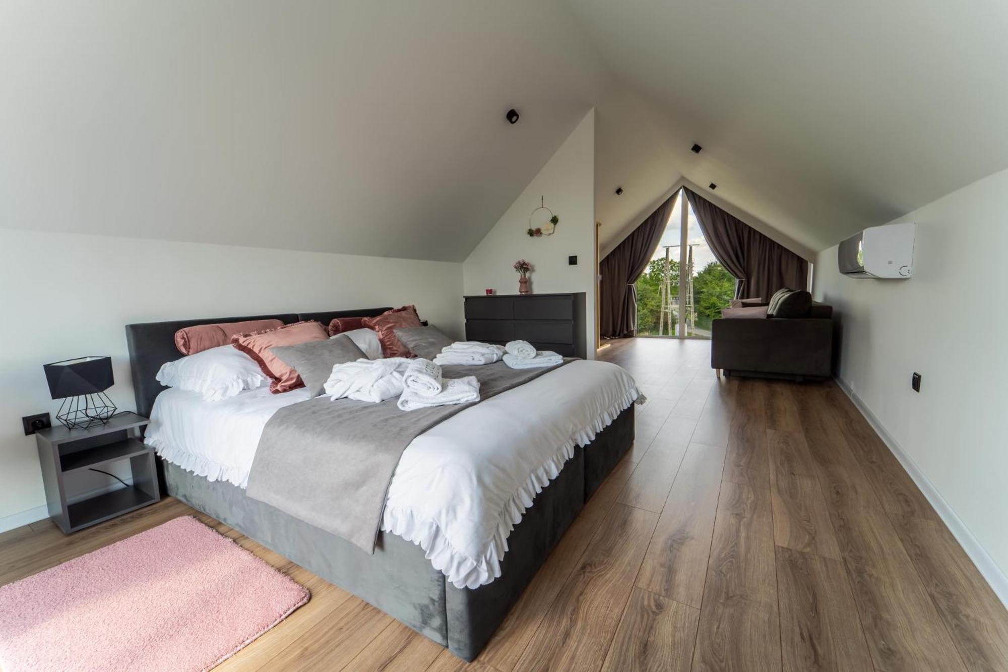 Village Resort Sauna & Jacuzzi & Netflix Tworkowa Room photo