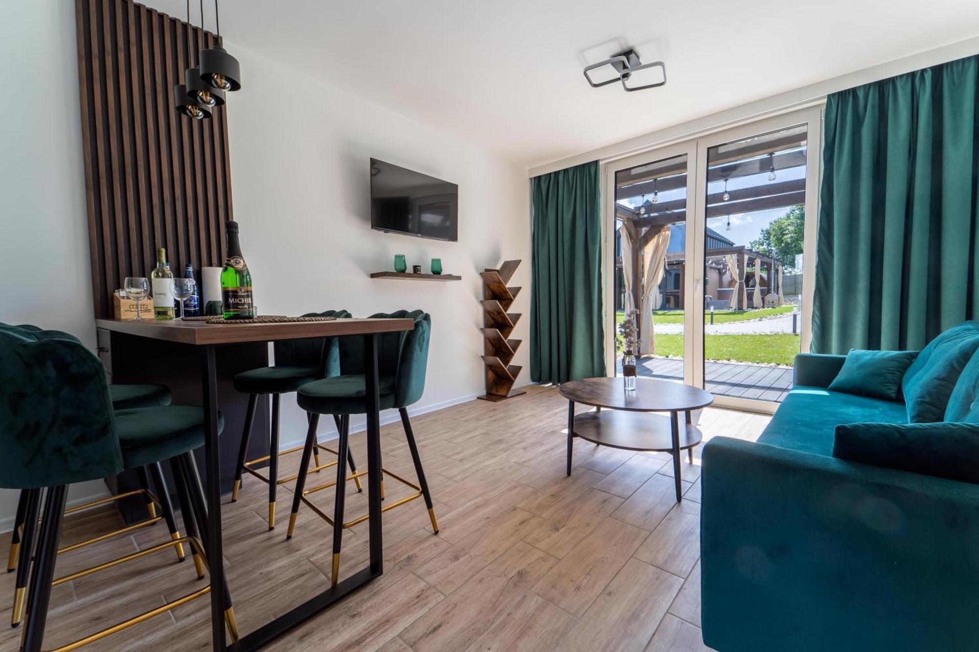 Village Resort Sauna & Jacuzzi & Netflix Tworkowa Room photo